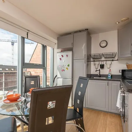 Apartment Lovely 1-Bed Apartment Close To Leeds City Centre *